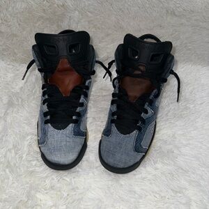 Big Kids Jordan Retro 6 ‘Washed Denim’ 6.5y Gradeschool